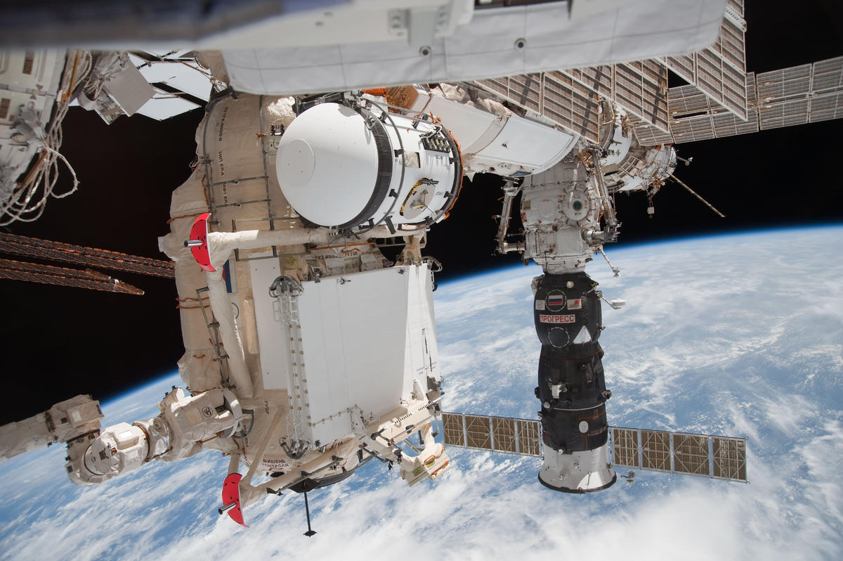 STS 132 ISS 23 Rassvet Pirs and Progress M 05M